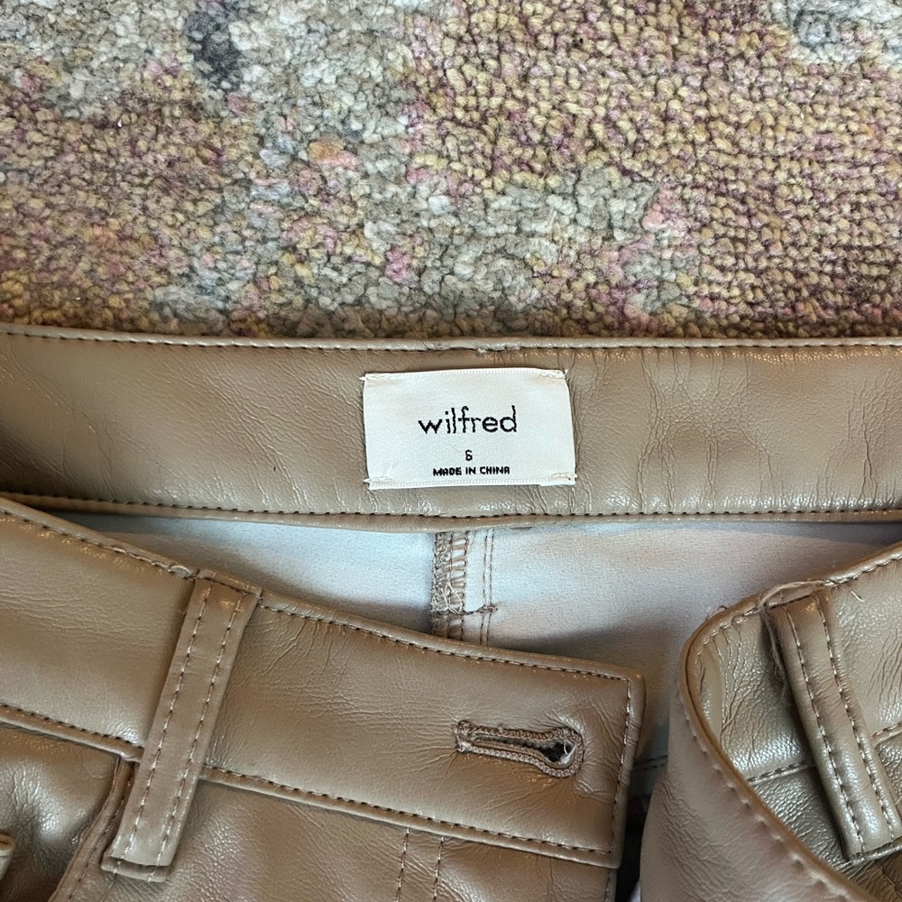 Size 6 Aritiza Melina Pant in color Saville - Picture 5 of 8